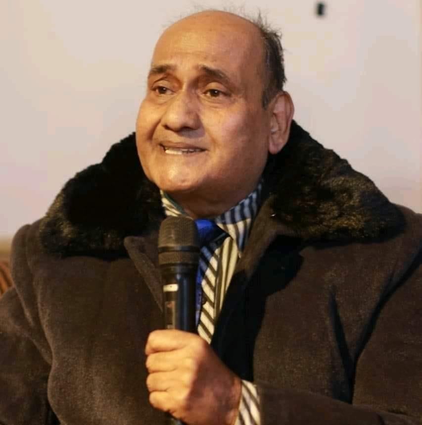 फेसबुक खुल्यो -प्रेमको जादुले!